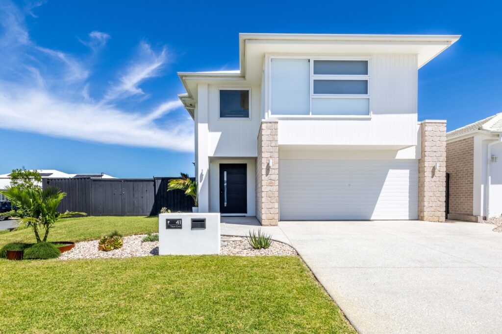 Sold - 41 Titan Crescent - New Property in Banya - Real Estate by Stephen Claassens