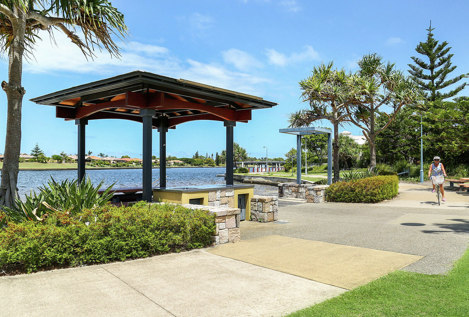 Sold - 20 Barbuda Circuit - New Property in Kawana Island - Real Estate by Louise Webb