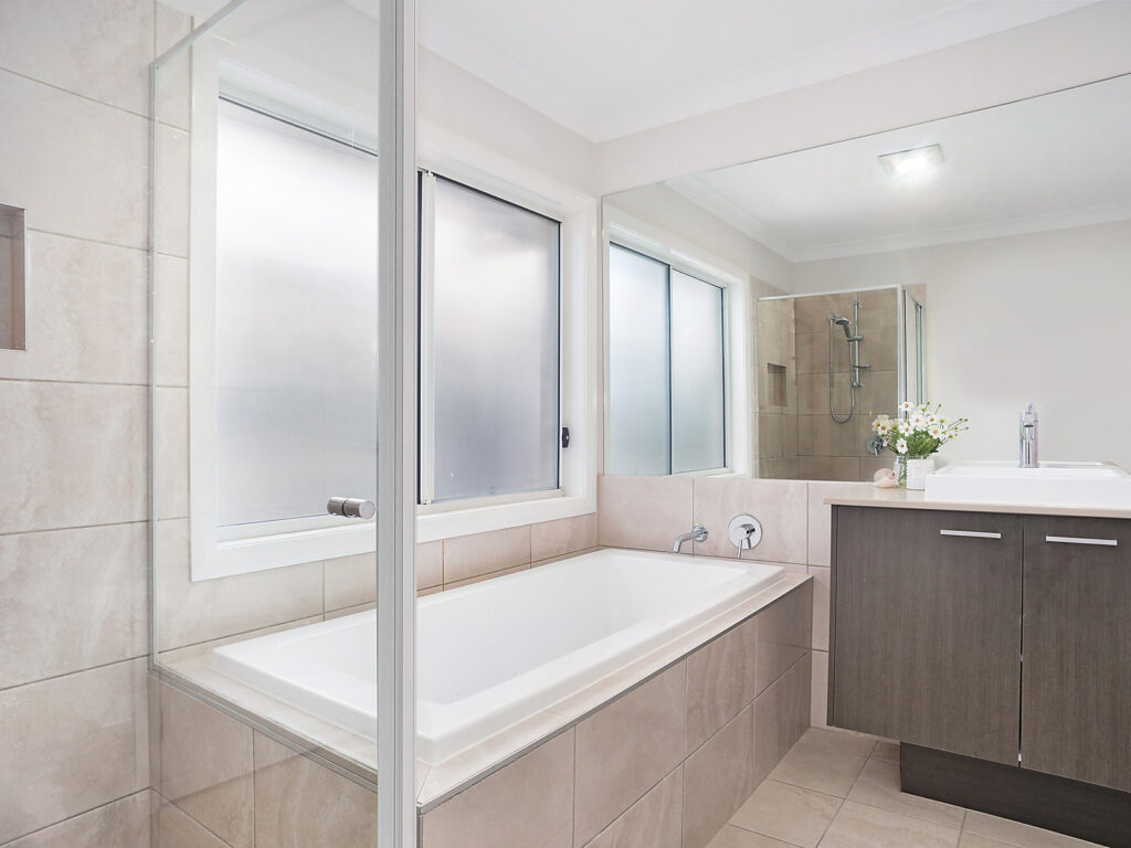 Sold - 3 Steiner Crescent - New Property in Baringa - Real Estate by Nicki Colam
