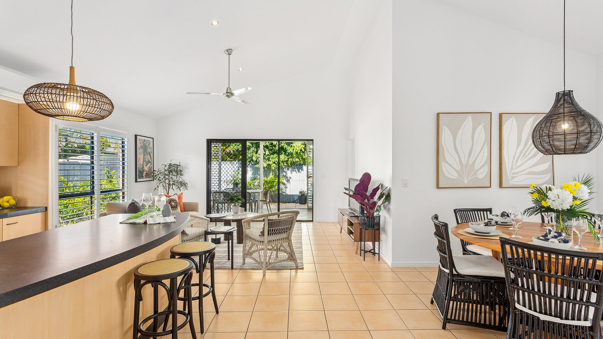 Sold - 20 St Lucia Crescent - New Property in Kawana Island - Real Estate by 