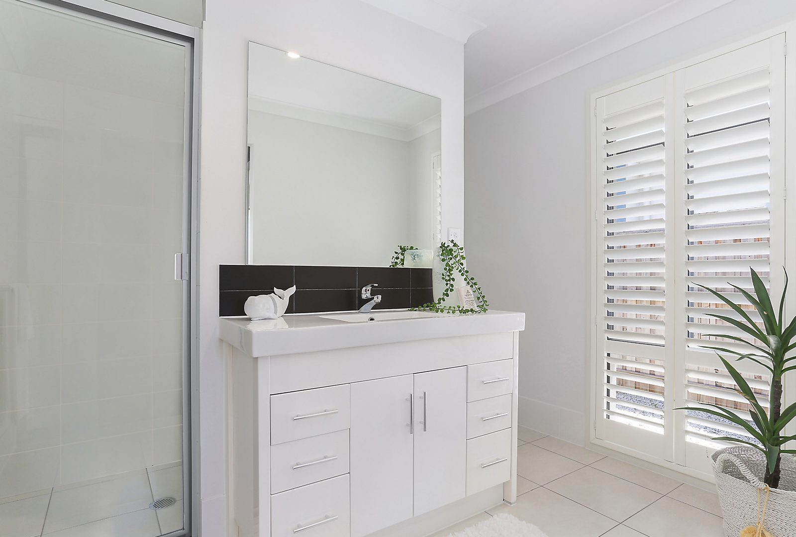 Sold - 6 Bond Street - New Property in Pelican Waters - Real Estate by Jodie Hedley-Ward