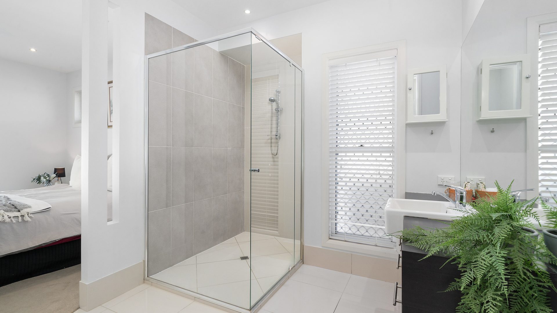 Sold - 8 Bellanboe Circuit - New Property in Pelican Waters - Real Estate by Jodie Hedley-Ward
