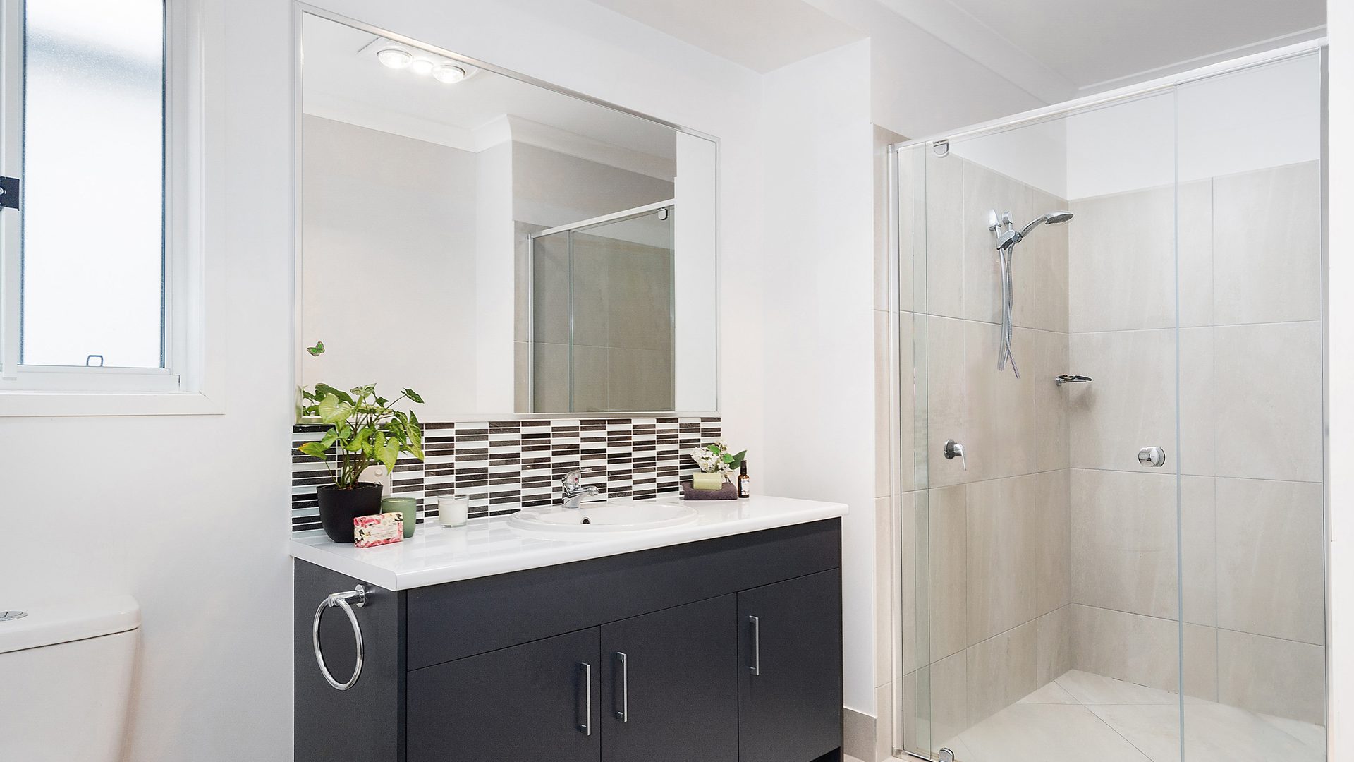 Sold - 32 Macintyre Crescent - New Property in Pelican Waters - Real Estate by Jodie Hedley-Ward