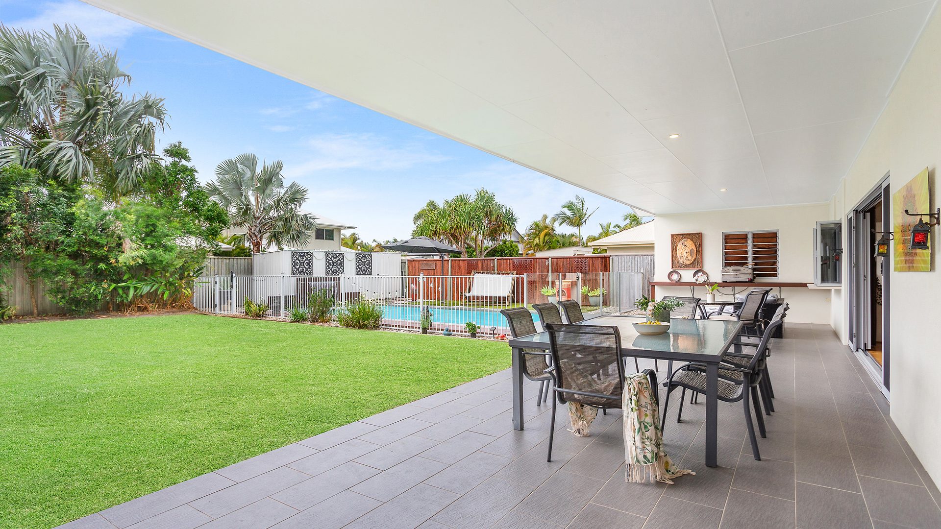 Sold - 24 Bellanboe Circuit - New Property in Pelican Waters - Real Estate by Jodie Hedley-Ward