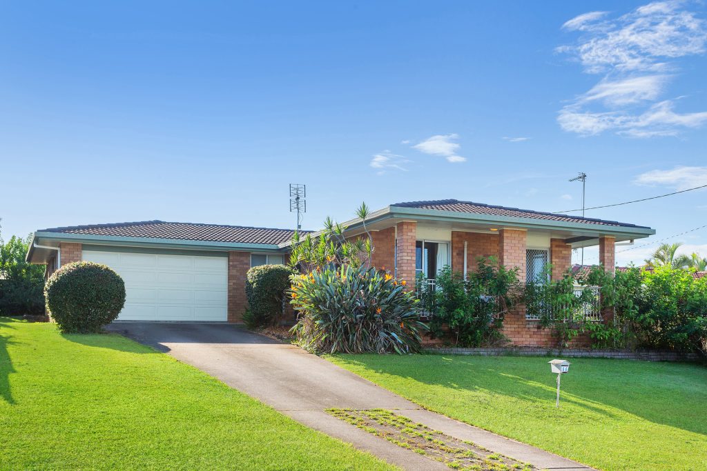 Sold - 66 Coonowrin Street - New Property in Battery Hill - Real Estate by Jodie Hedley-Ward