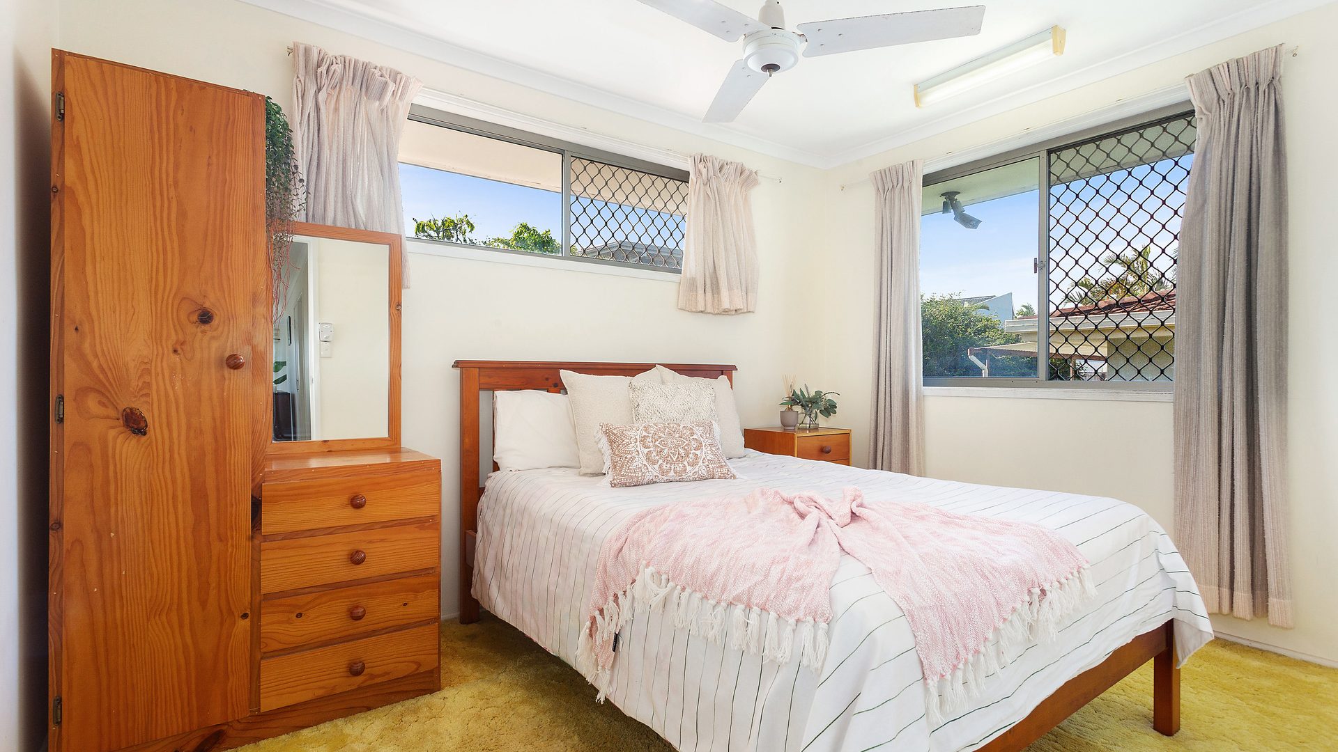 Sold - 66 Coonowrin Street - New Property in Battery Hill - Real Estate by Jodie Hedley-Ward