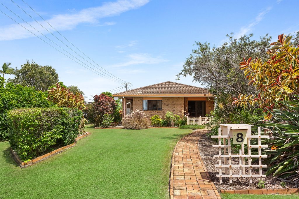 Sold - 8 Jean Street - New Property in Dicky Beach - Real Estate by Jodie Hedley-Ward