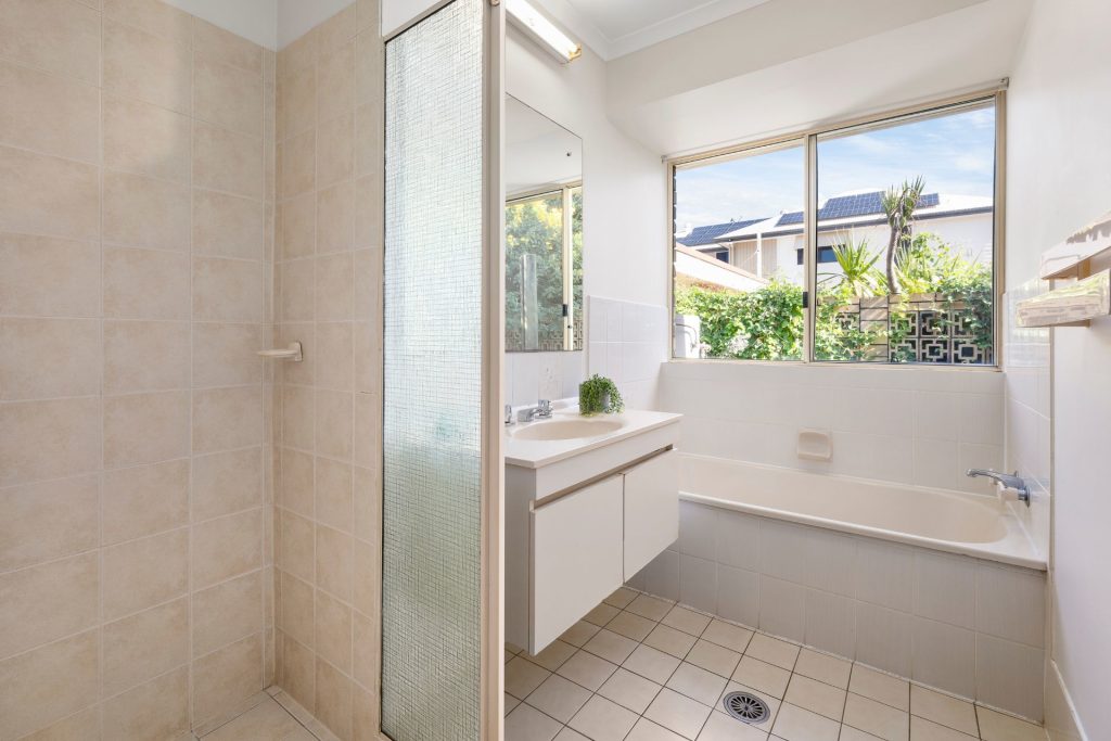 Sold - 1 Judy Street - New Property in Golden Beach - Real Estate by Jodie Hedley-Ward