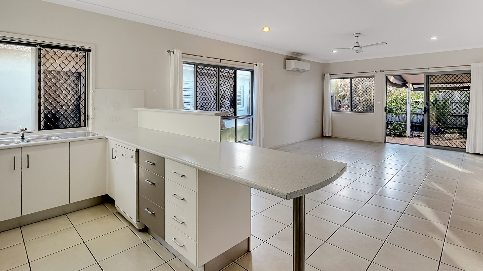 Sold - 36/239 Kawana Way - New Property in Kawana Island - Real Estate by  