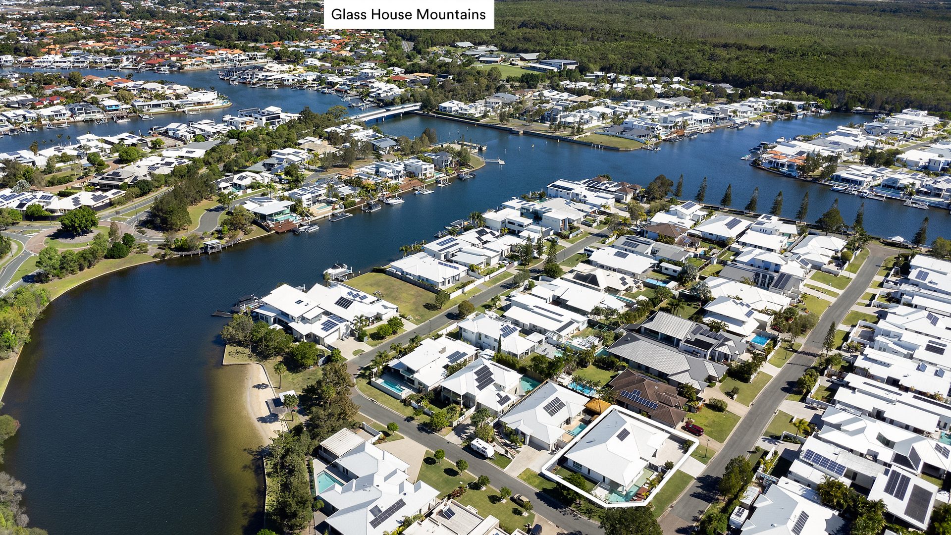 Sold - 8 Bellanboe Circuit - New Property in Pelican Waters - Real Estate by Jodie Hedley-Ward