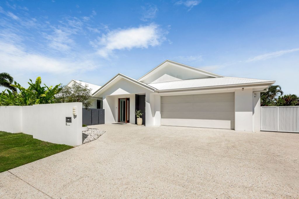 Sold - 8 Bellanboe Circuit - New Property in Pelican Waters - Real Estate by Jodie Hedley-Ward