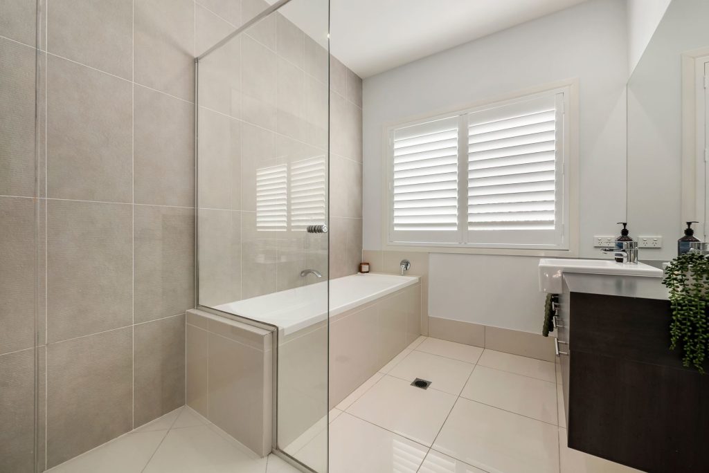 Sold - 8 Bellanboe Circuit - New Property in Pelican Waters - Real Estate by Jodie Hedley-Ward