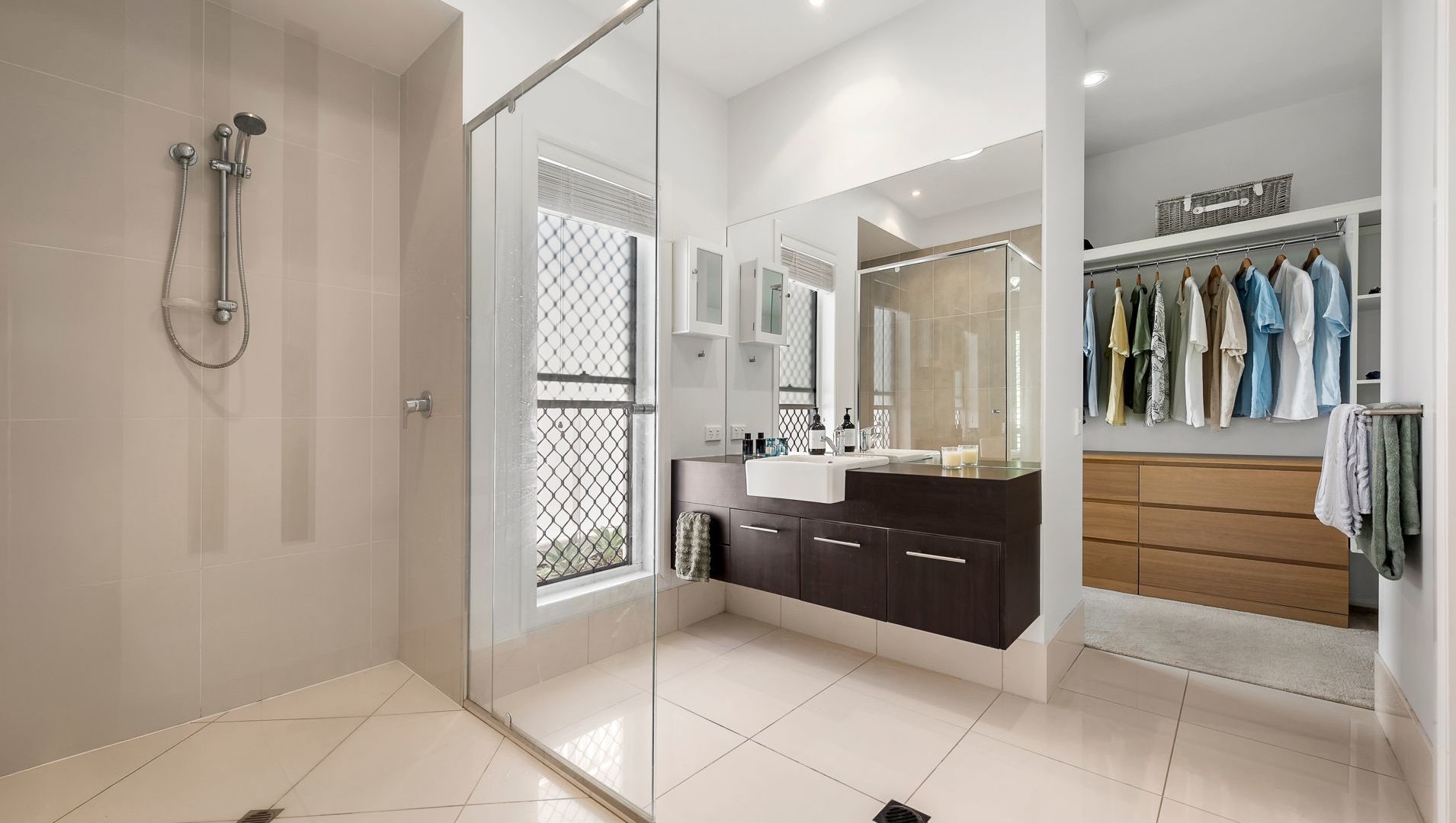 Sold - 8 Bellanboe Circuit - New Property in Pelican Waters - Real Estate by Jodie Hedley-Ward