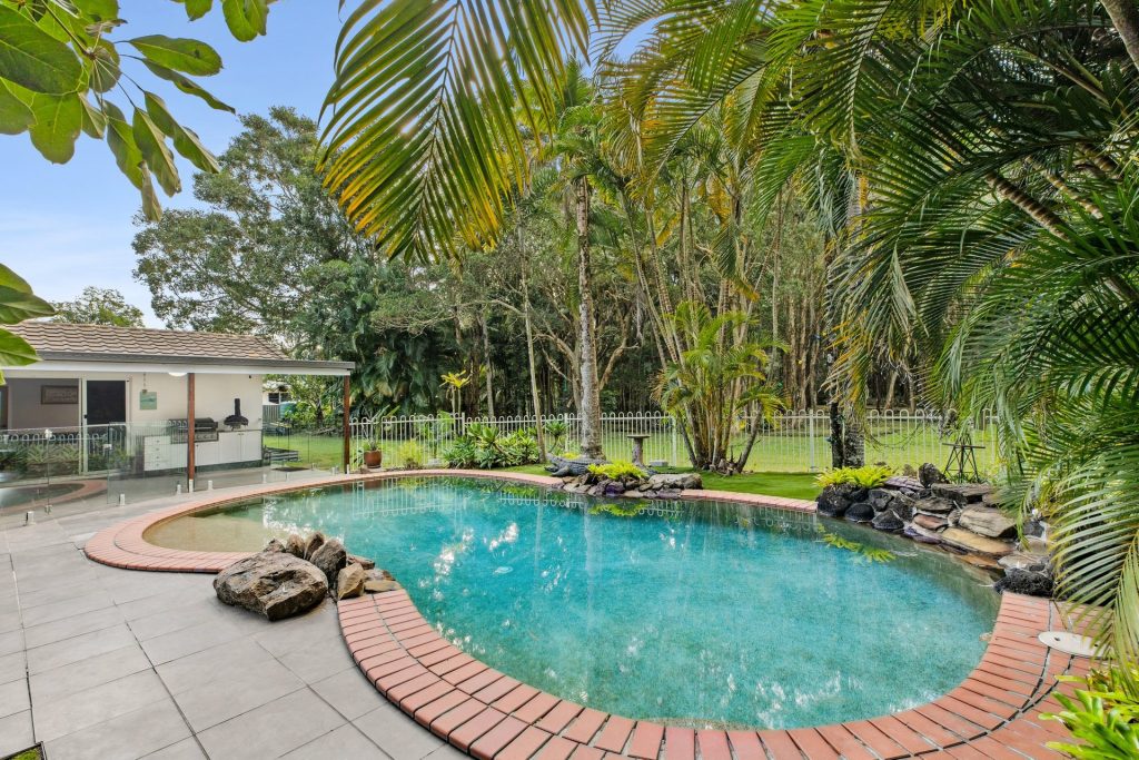 Sold - 664 Glenview Road - New Property in Glenview - Real Estate by Cassi Nuske