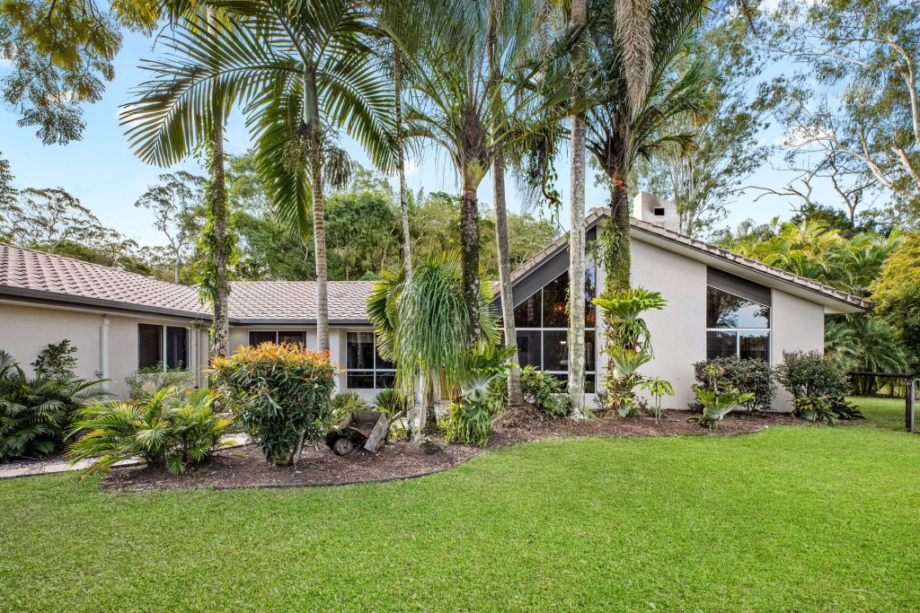 Sold - 664 Glenview Road - New Property in Glenview - Real Estate by Cassi Nuske
