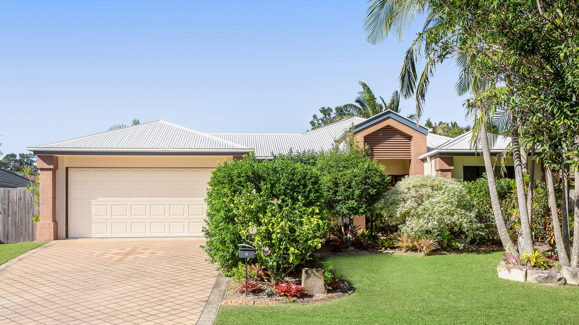 Sold - 6 Lilac Crescent - New Property in Currimundi - Real Estate by Mel Hermans