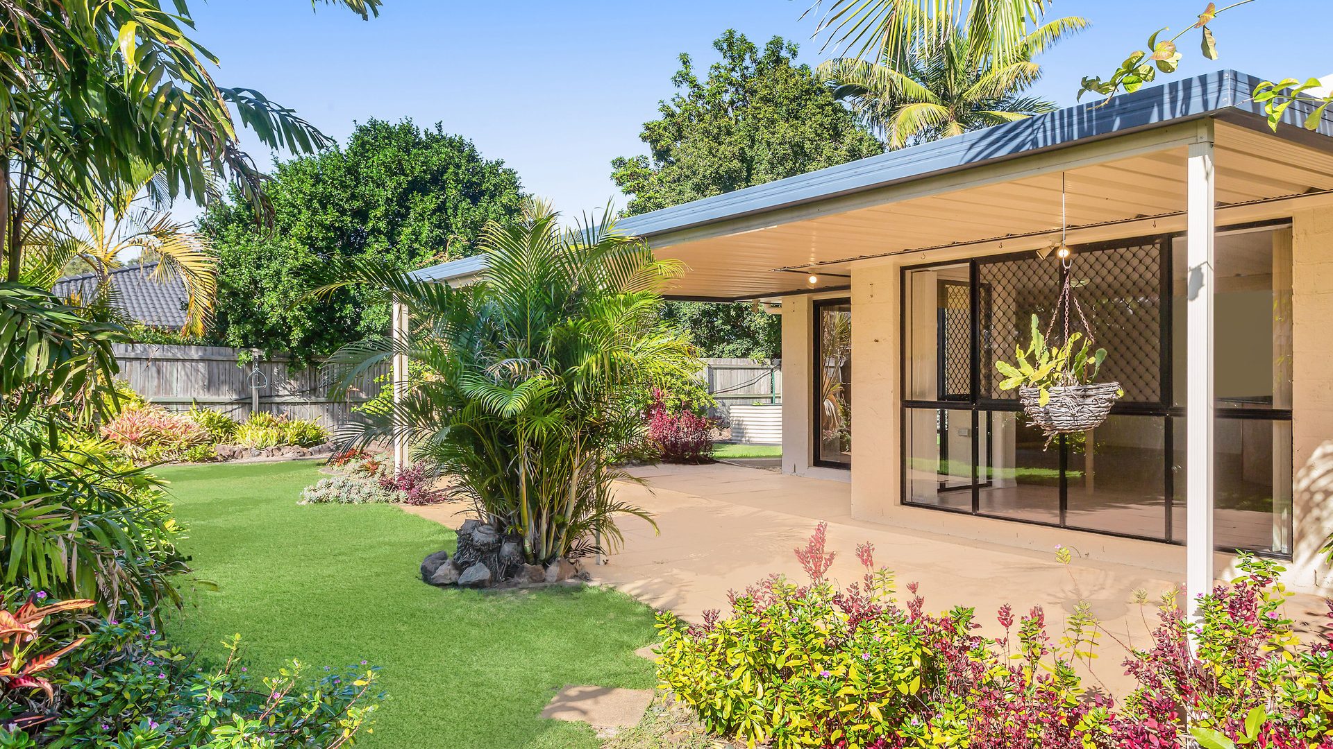 Sold - 6 Lilac Crescent - New Property in Currimundi - Real Estate by Mel Hermans