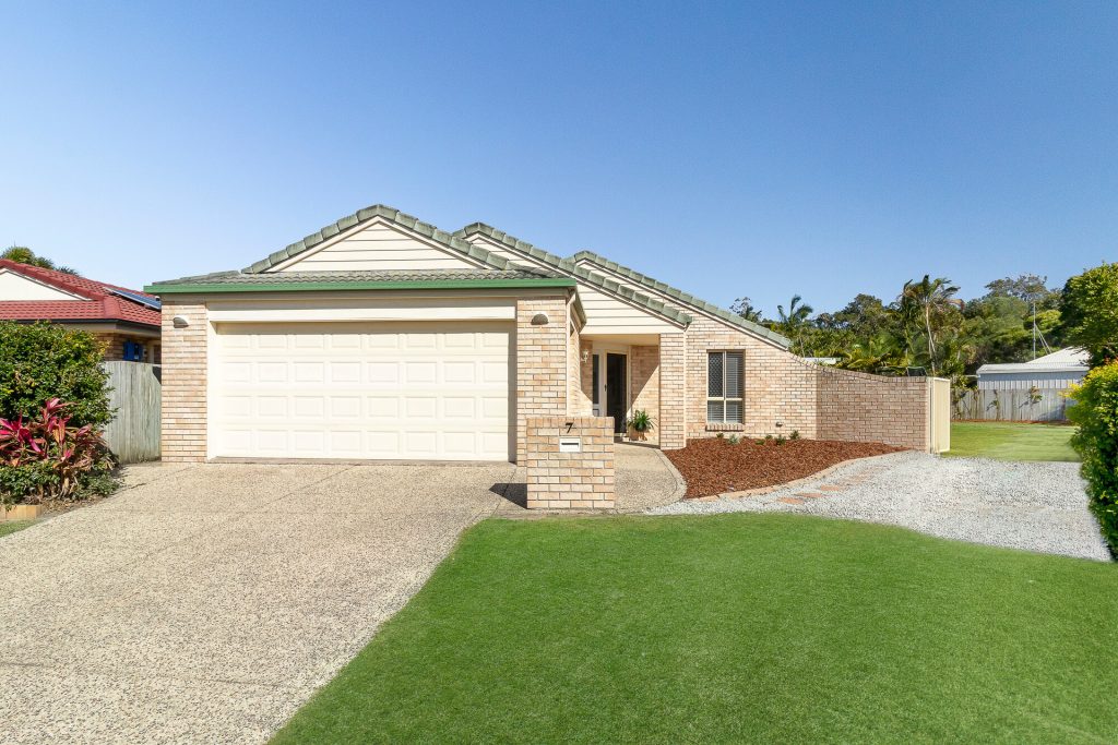 Sold - 7 Huon Place - New Property in Currimundi - Real Estate by Mel Hermans