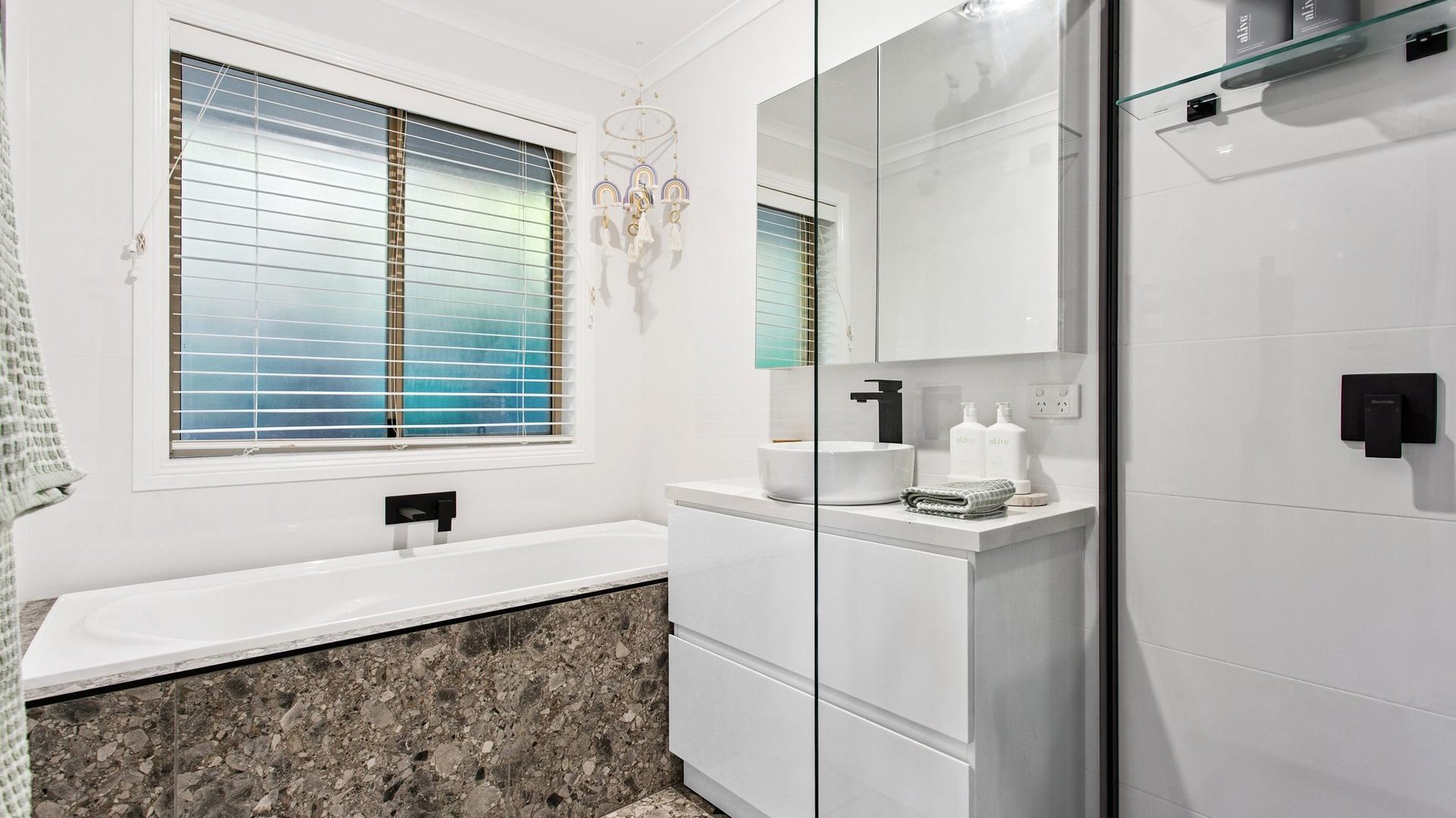 Sold - 16 St Helena Street - New Property in Little Mountain - Real Estate by Nicki Colam