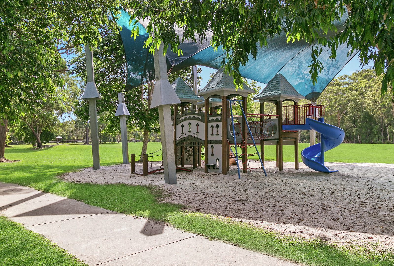 Sold - 25/17 Greensboro Place - New Property in Little Mountain - Real Estate by Nicki Colam