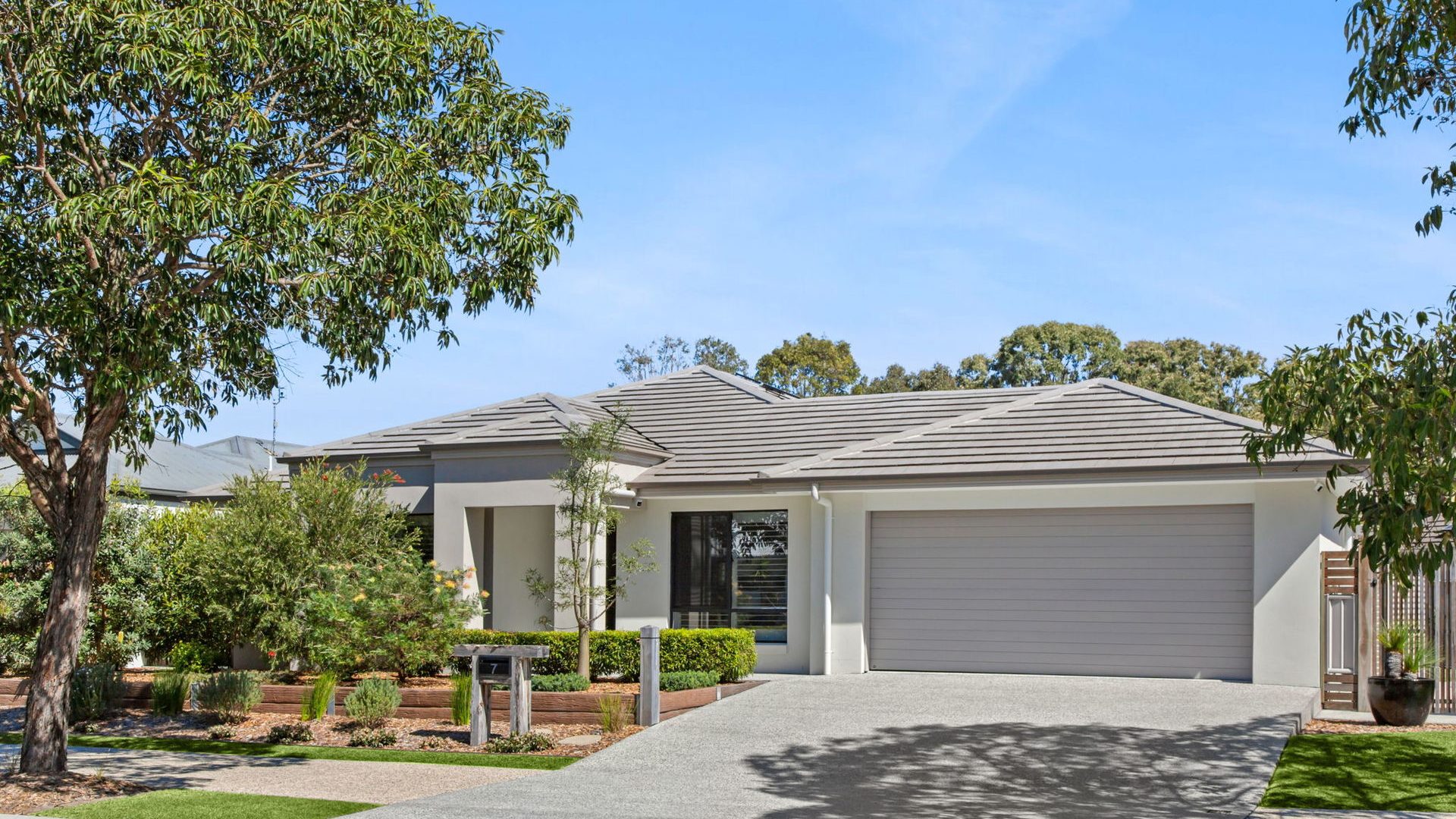 Sold - 7 Scribbly Gum Drive - New Property in Meridan Plains - Real Estate by Nicki Colam