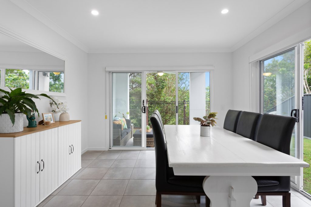 Sold - 28 Magnetic Lane - New Property in Meridan Plains - Real Estate by Nicki Colam