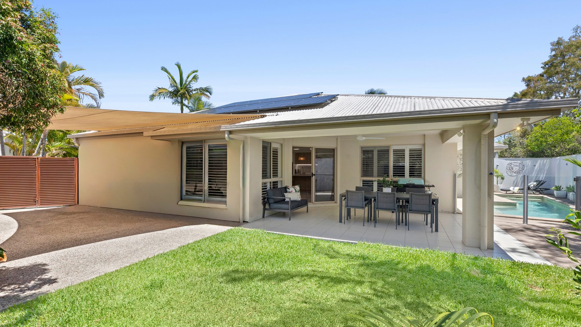 Sold - 6 Tortola Place - New Property in Kawana Island - Real Estate by David Hedley-Ward