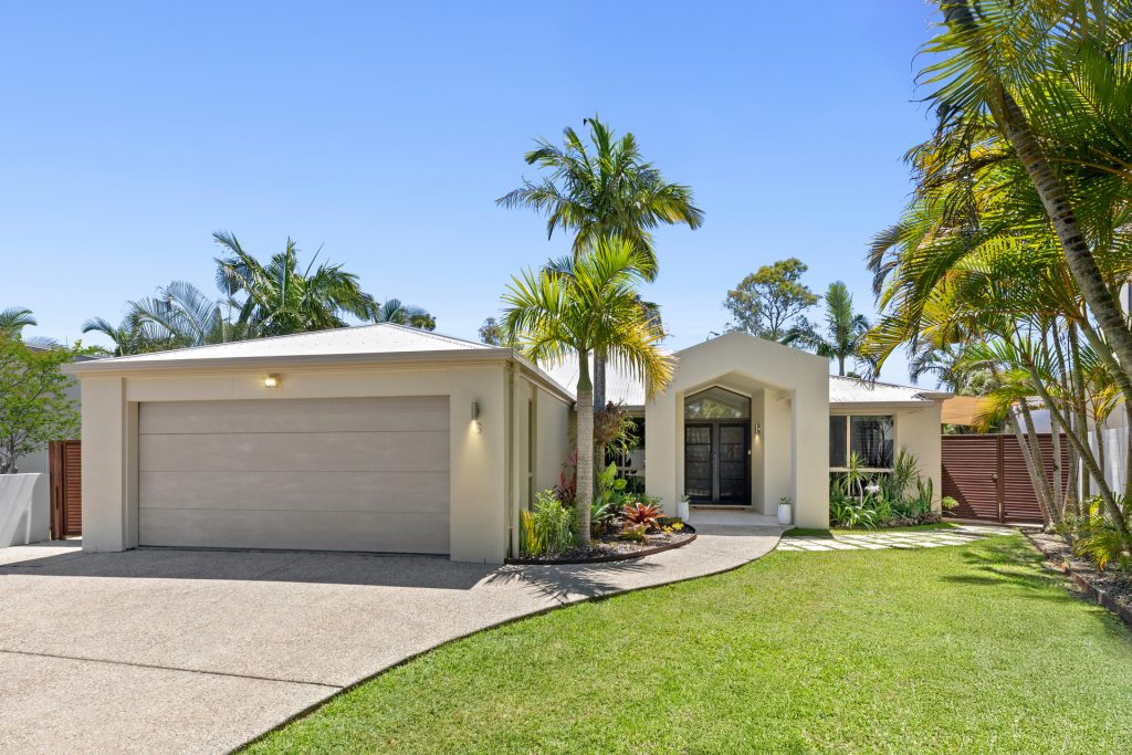 Sold - 6 Tortola Place - New Property in Kawana Island - Real Estate by David Hedley-Ward