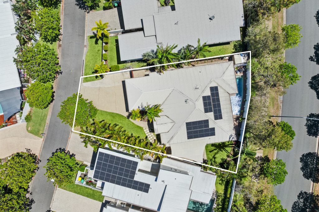 Sold - 6 Tortola Place - New Property in Kawana Island - Real Estate by David Hedley-Ward
