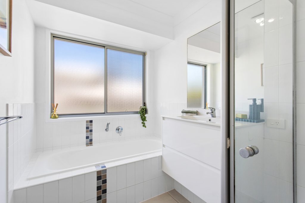 Sold - 6 Whitebeech Street - New Property in Meridan Plains - Real Estate by Nicki Colam