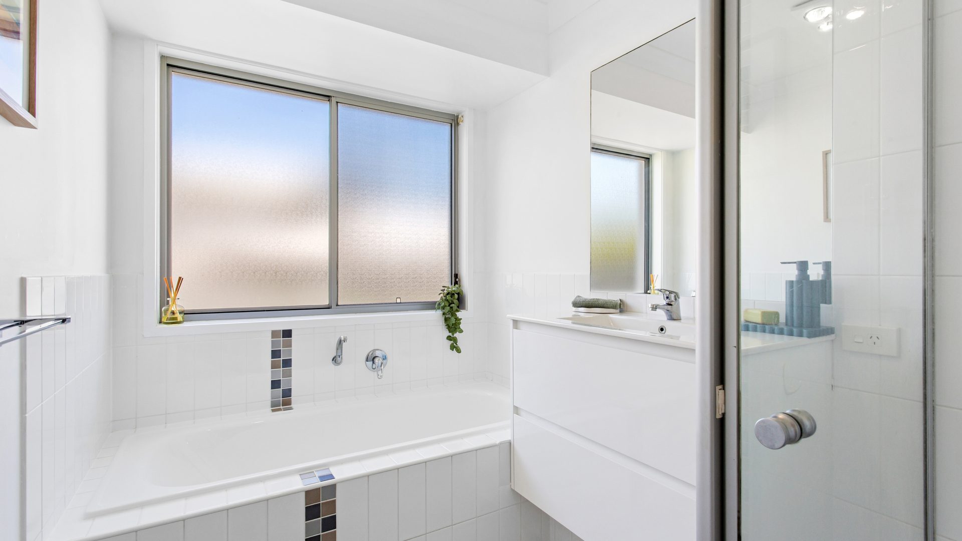 Sold - 6 Whitebeech Street - New Property in Meridan Plains - Real Estate by Nicki Colam