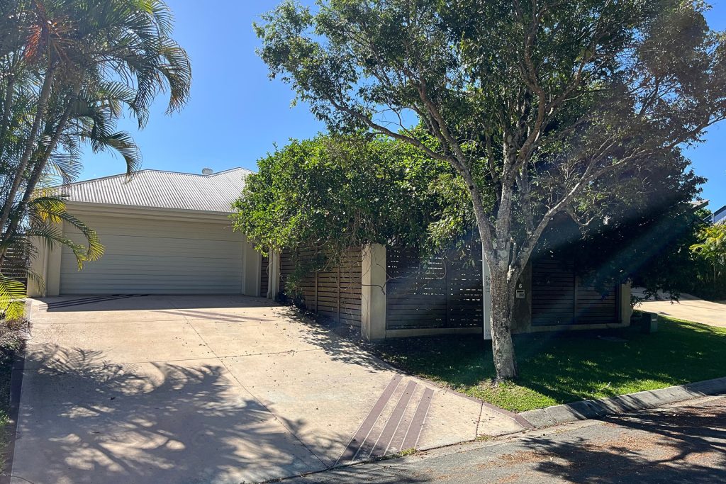 Sold - 6 Carbeen Place - New Property in Meridan Plains - Real Estate by Nicki Colam