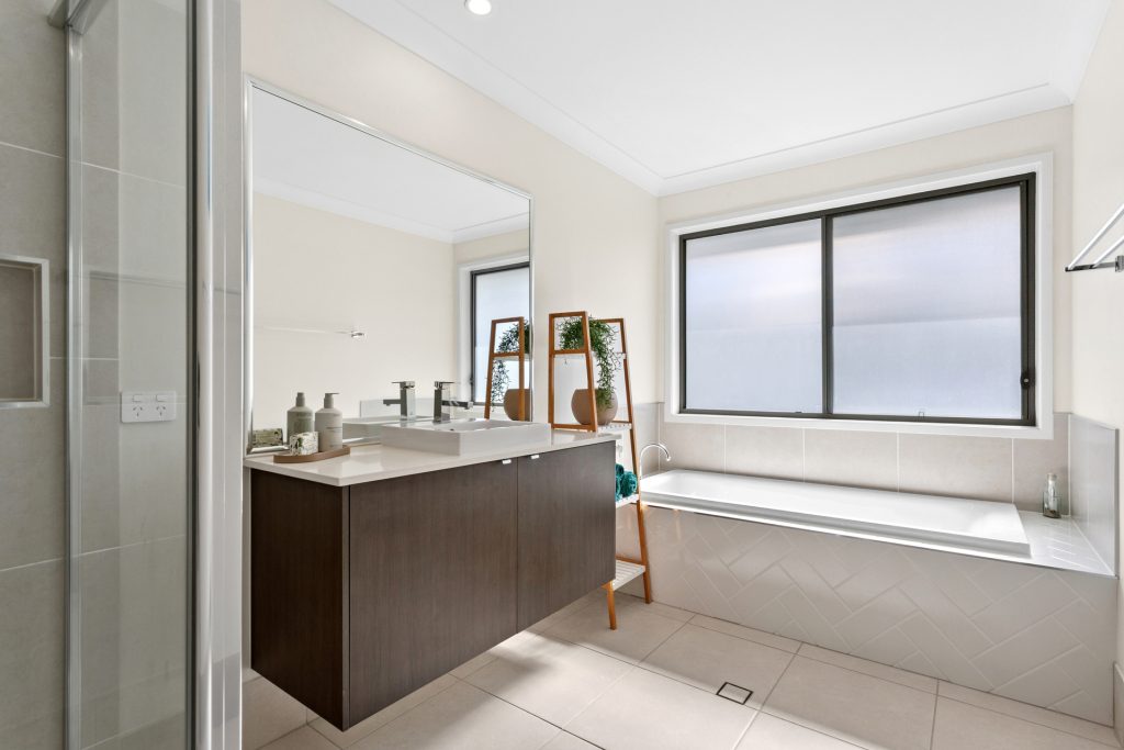 Sold - 15 Birchgrove Circuit - New Property in Baringa - Real Estate by Stephen Claassens