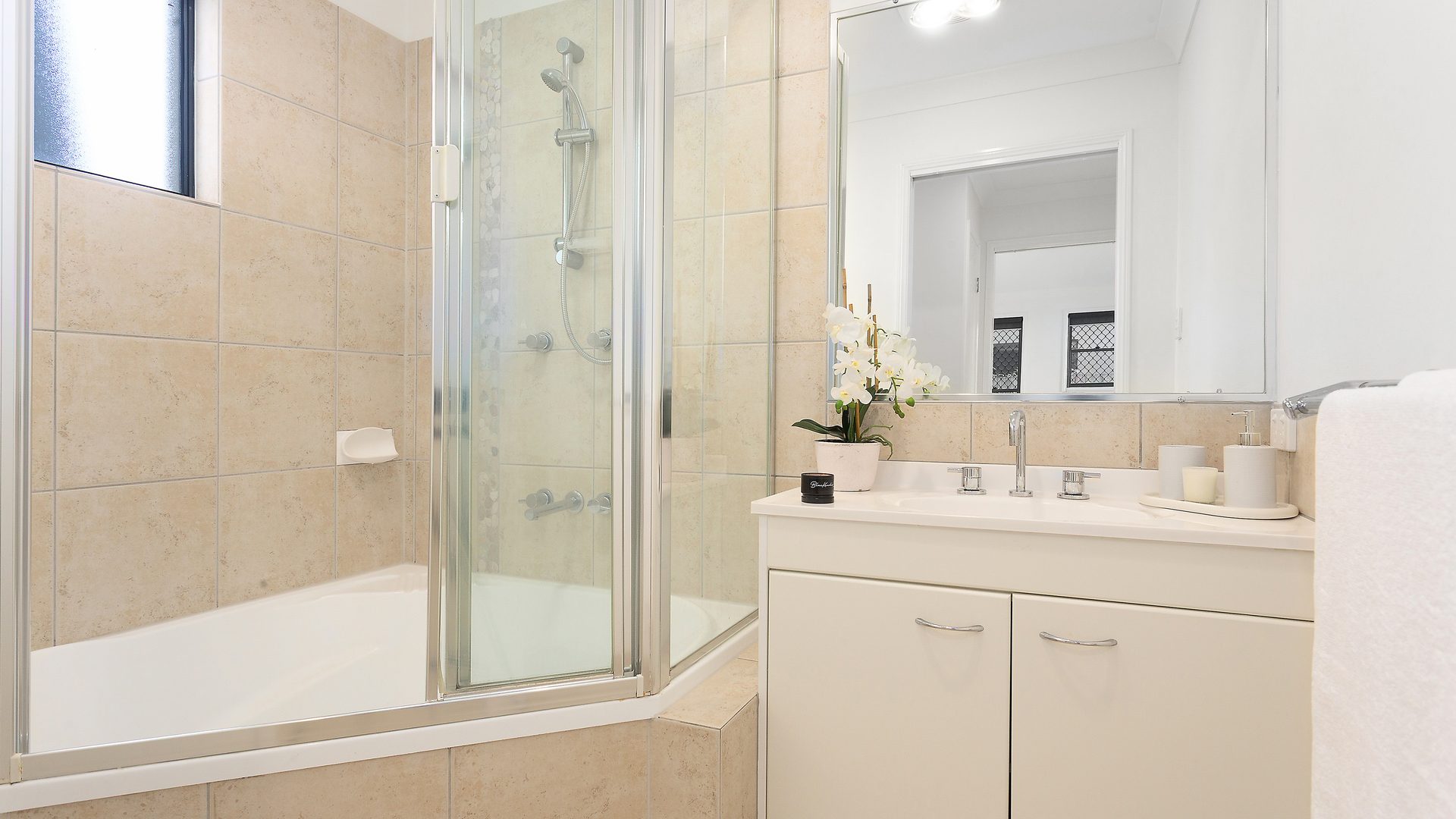 Sold - 9 Lacebark Street - New Property in Meridan Plains - Real Estate by Nicki Colam