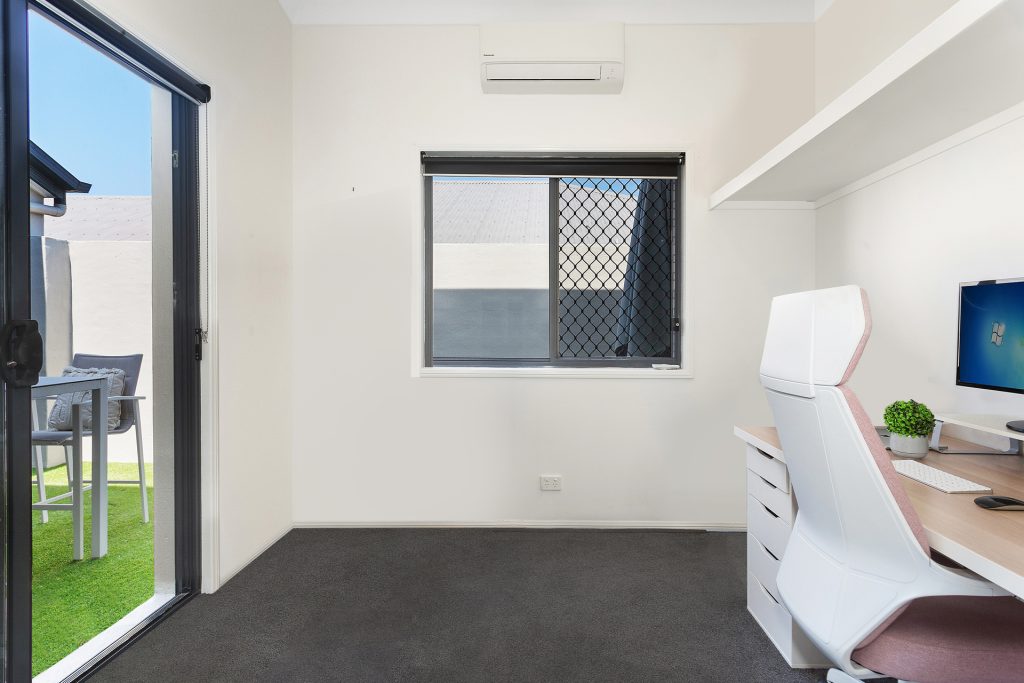 Sold - 9 Lacebark Street - New Property in Meridan Plains - Real Estate by Nicki Colam