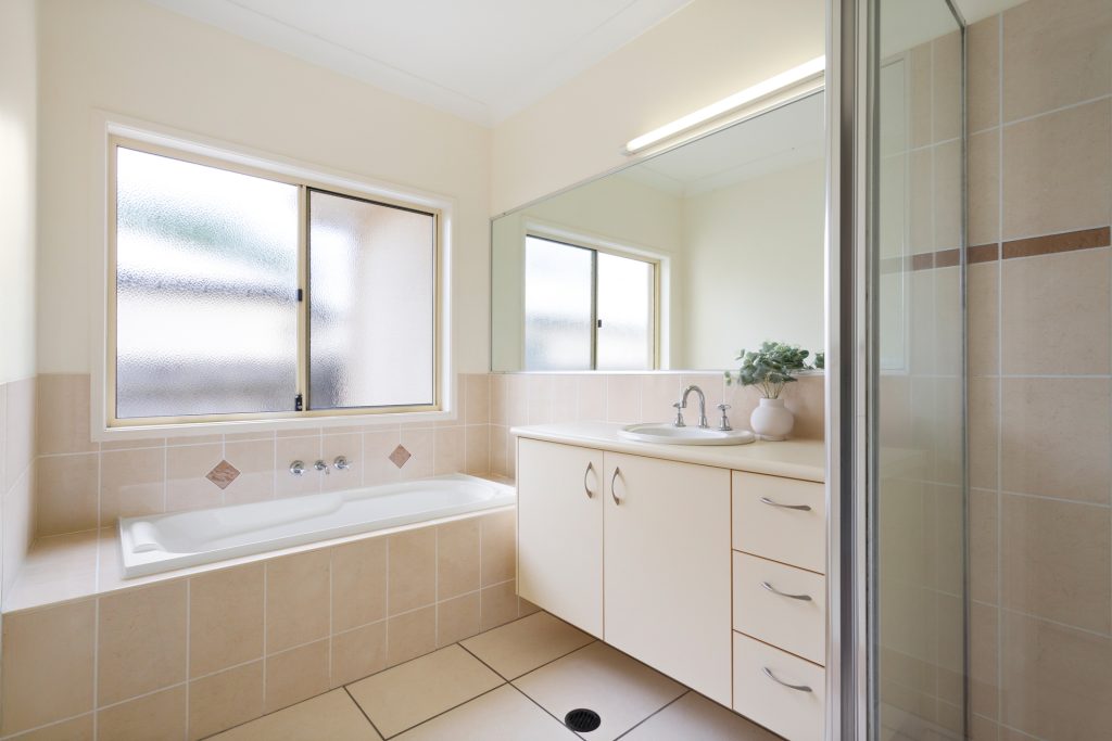 Sold - 9 Brushbox Place - New Property in Meridan Plains - Real Estate by Nicki Colam