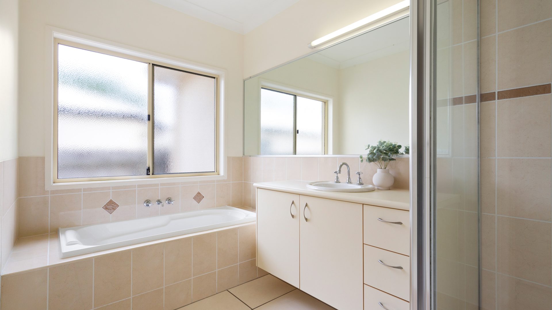Sold - 9 Brushbox Place - New Property in Meridan Plains - Real Estate by Nicki Colam