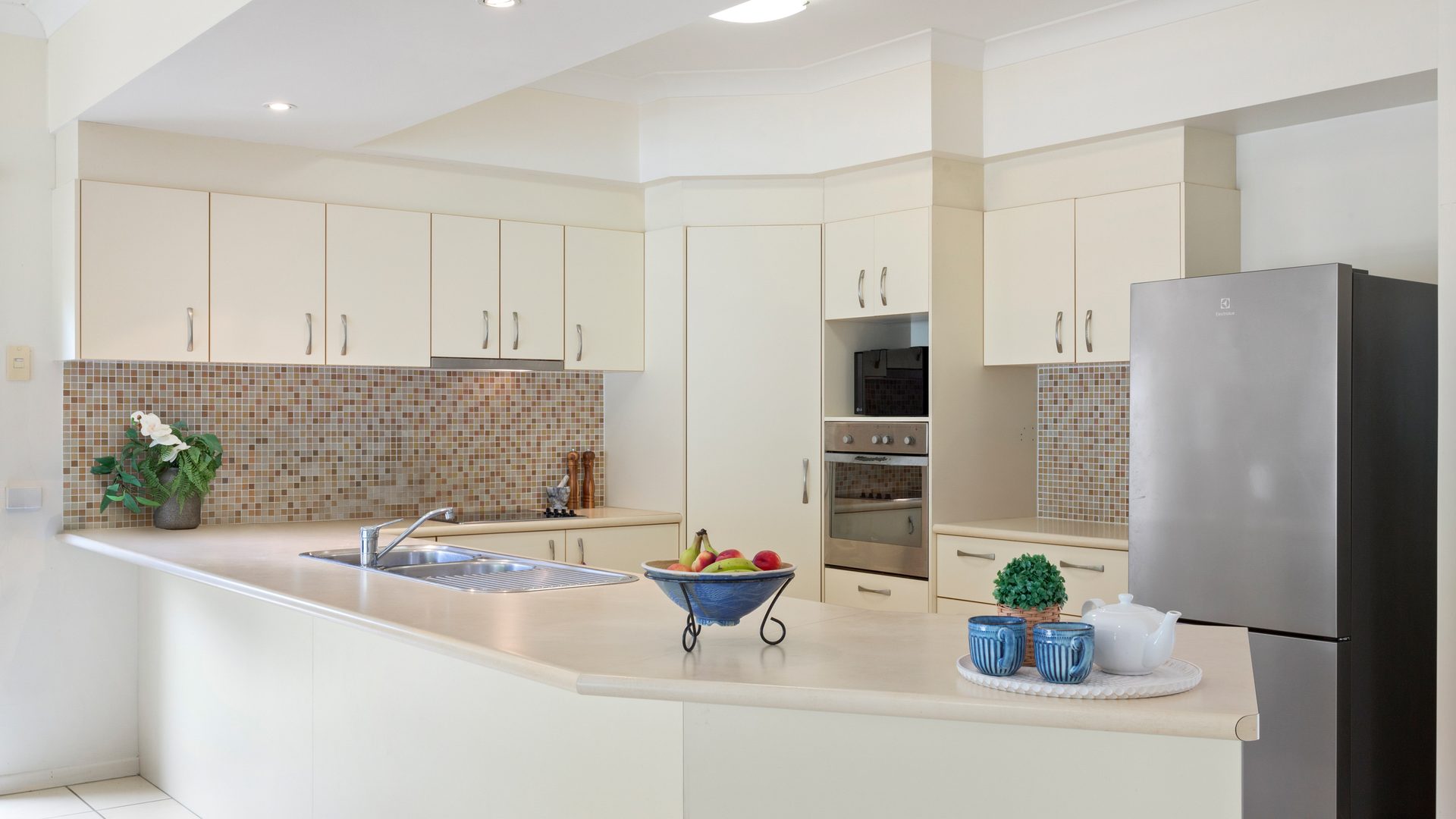 Sold - 9 Brushbox Place - New Property in Meridan Plains - Real Estate by Nicki Colam