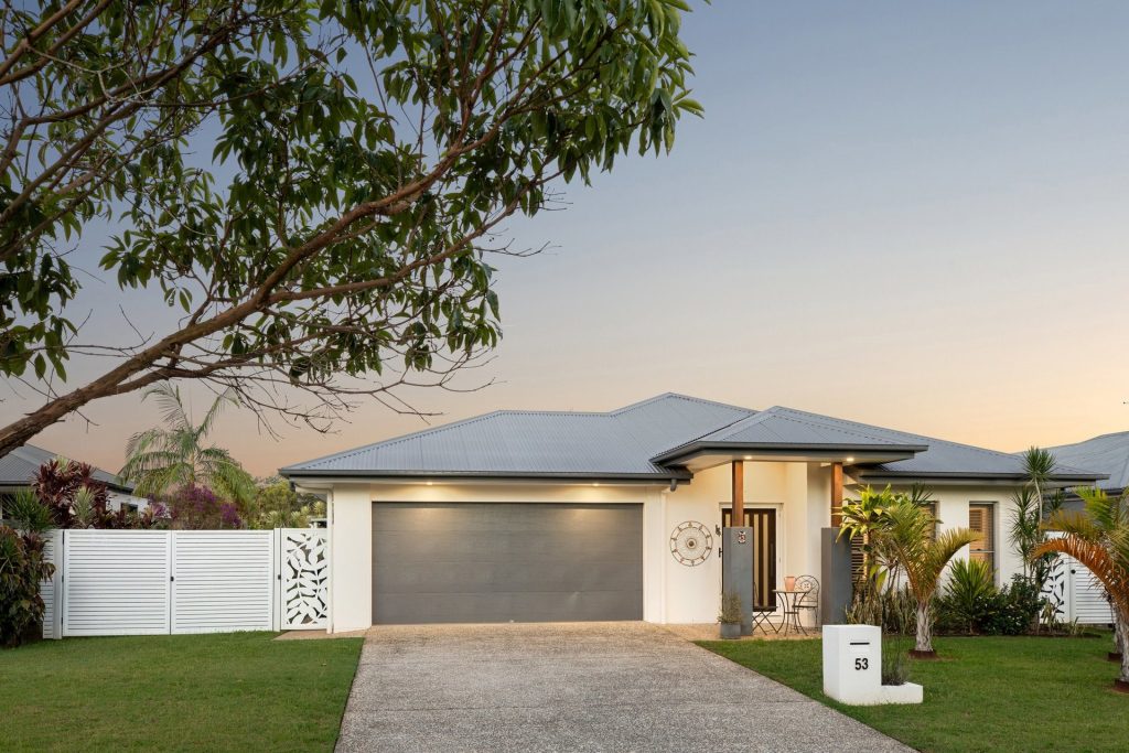 53 Poole Road, Glass House Mountains