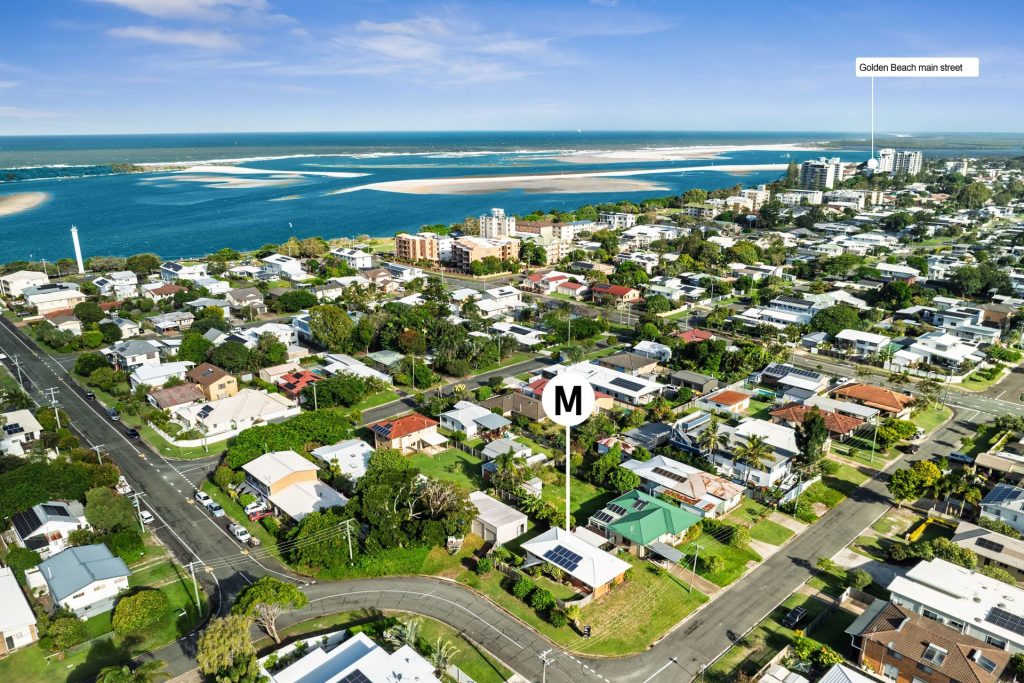 1 Coronation Avenue, Golden Beach