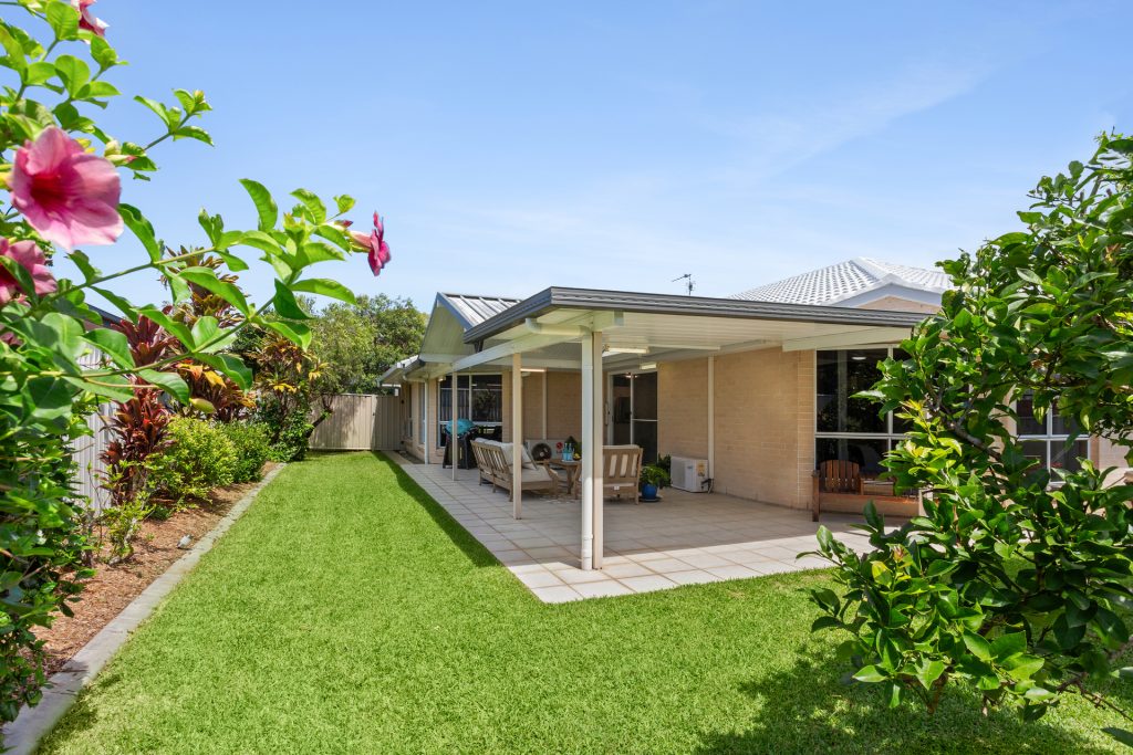 Sold - 7 Kwila Place - New Property in Little Mountain - Real Estate by Nicki Colam