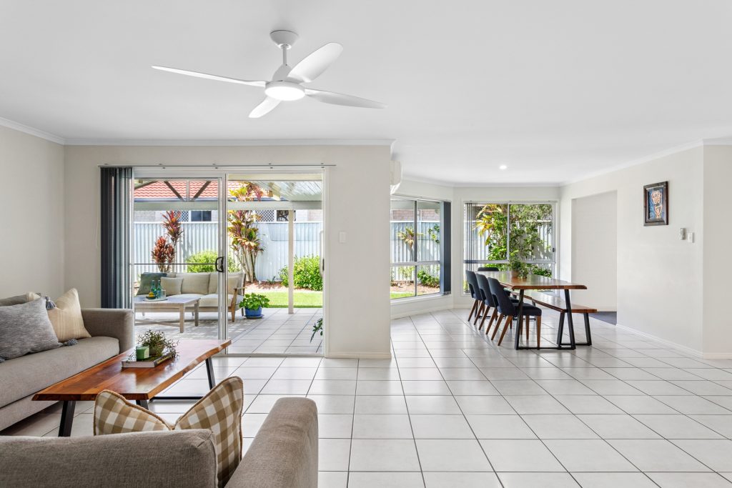 Sold - 7 Kwila Place - New Property in Little Mountain - Real Estate by Nicki Colam