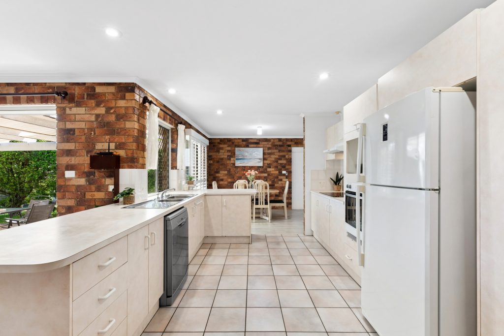 Sold - 17 Ridgehaven Court - New Property in Aroona - Real Estate by Michael Fay