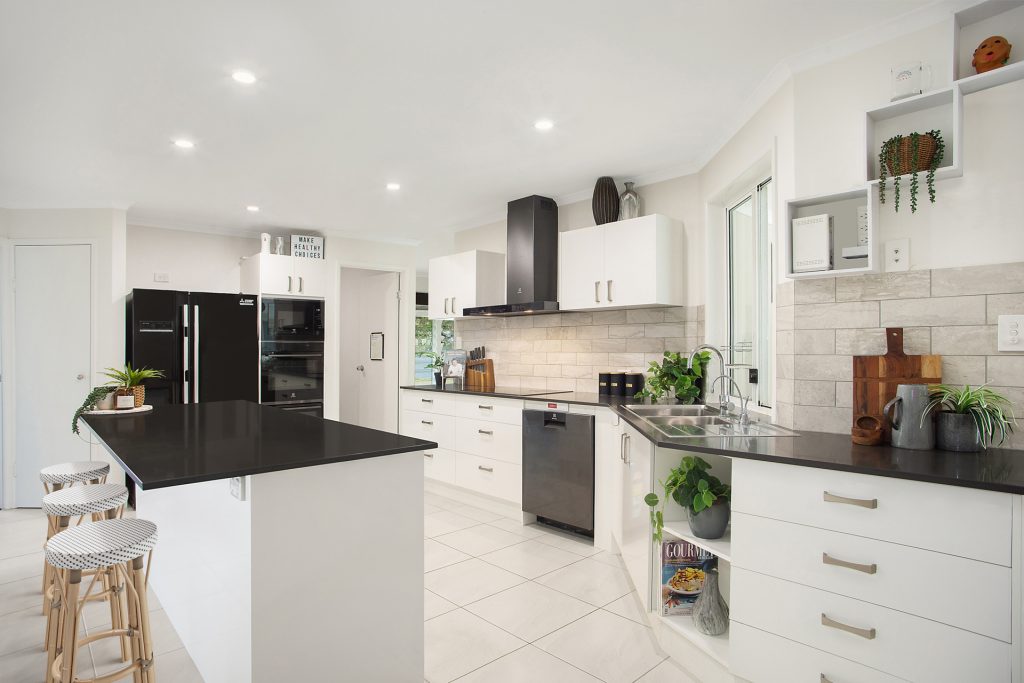 Sold - 11 Parkview Road - New Property in Glass House Mountains - Real Estate by Cassi Nuske