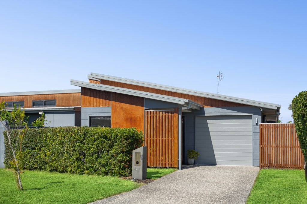 Sold - 2/17 Wood Crescent - New Property in Baringa - Real Estate by Stephen Claassens
