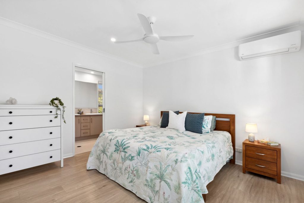 Sold - 5 Bellanboe Circuit - New Property in Pelican Waters - Real Estate by 