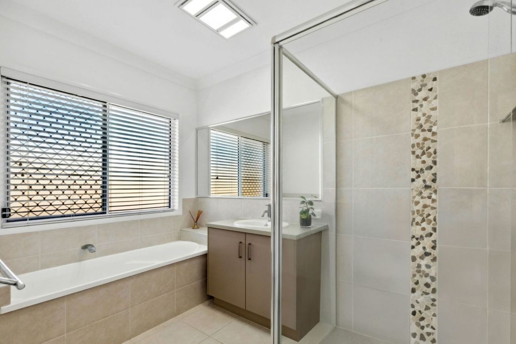 Sold - 5 Bellanboe Circuit - New Property in Pelican Waters - Real Estate by 
