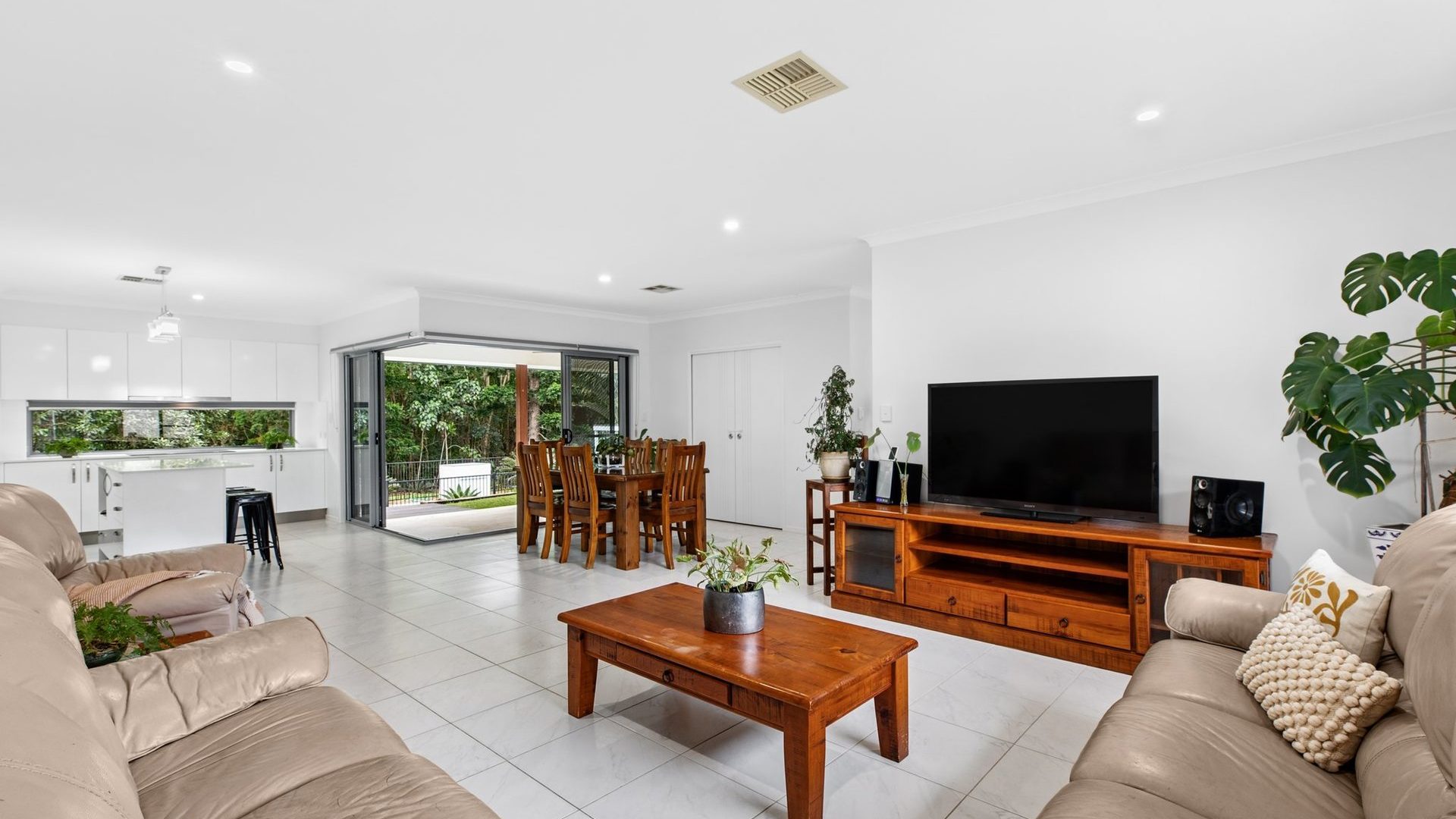 For Sale - 34 Shaws Road - New Property in Beerwah - Real Estate by Cassi Nuske