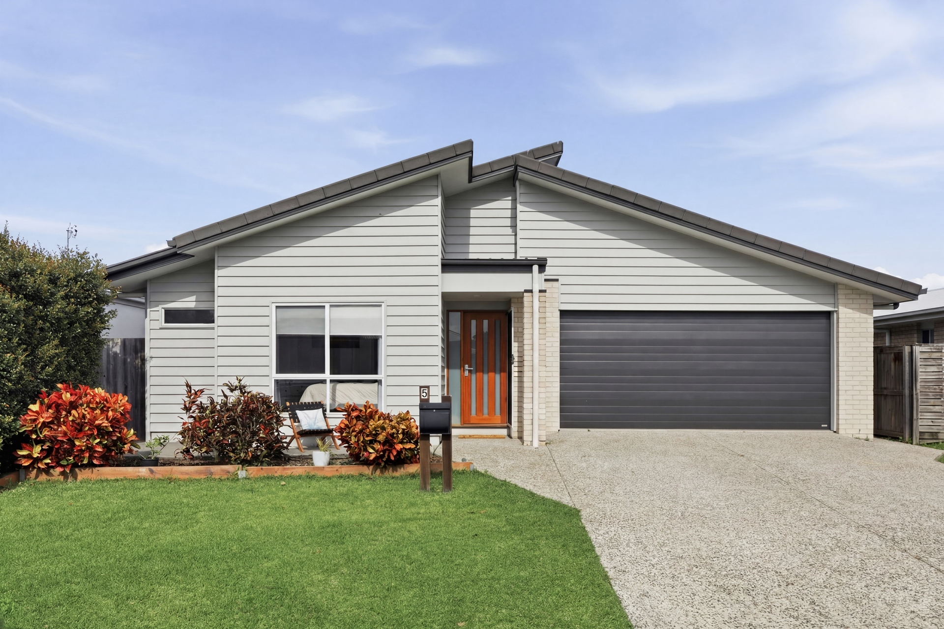 For Sale - 5 Keswick Street - New Property in Meridan Plains - Real Estate by Nicki Colam