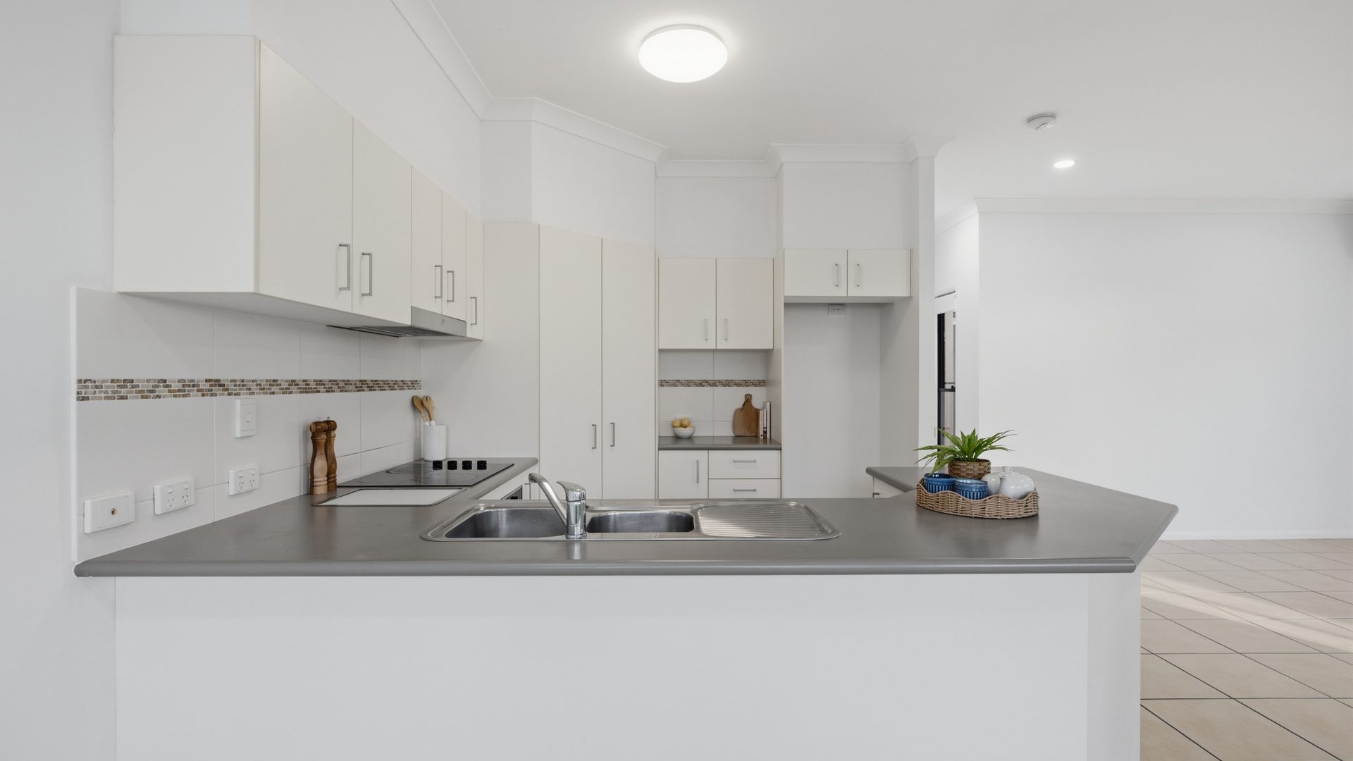 For Sale - 21 Rapanea Street - New Property in Meridan Plains - Real Estate by Nicki Colam